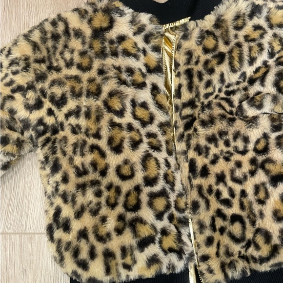 Reversible toddler jacket— cheetah print on one side and gold on the other. - Picture 3 of 6
